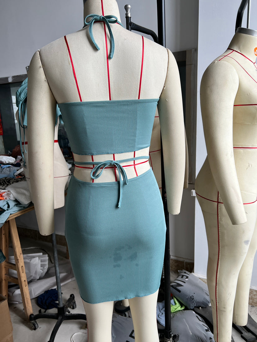 Sleeveless Strap Crop Top & Skinny Sheath Skirt Set | noémi