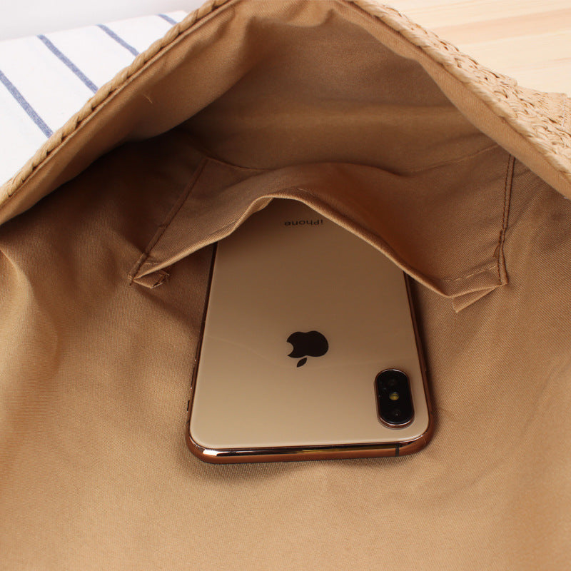 Handmade Straw Shoulder Bag | Woven Paper Braid Beach Purse with Magnetic Closure | noémi