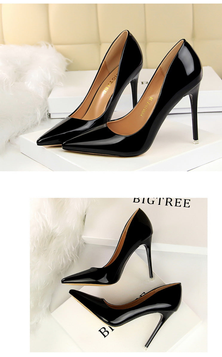 Stiletto Metal Heels | Mirror Finish Pointed Toe Pumps for Women | noémi