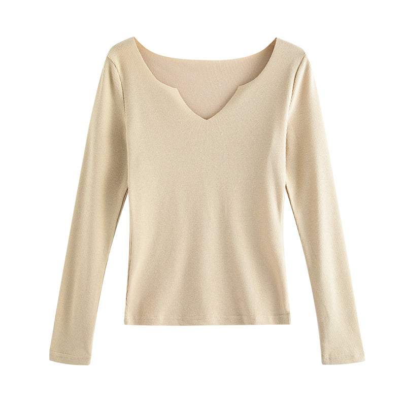 V Neck Long Sleeve Pullover Top with Chest Cutout and Slim Fit | noémi