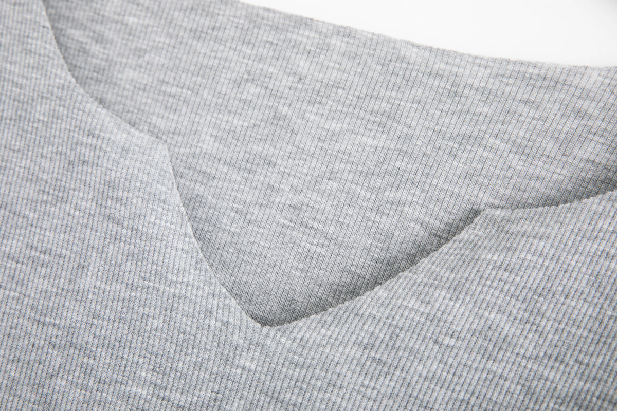 V Neck Long Sleeve Pullover Top with Chest Cutout and Slim Fit | noémi