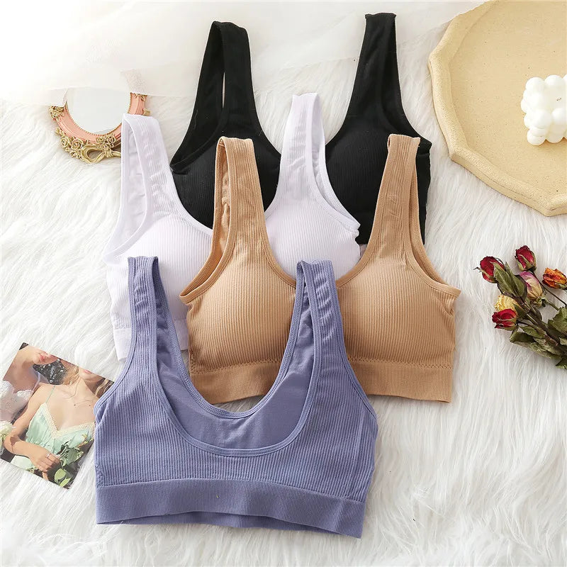 Seamless Workout Vest with U Shaped Back and Supportive Fit | noémi