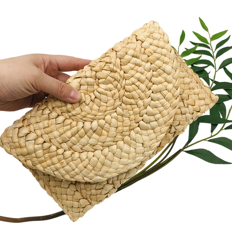 Corn Husk Straw Clutch – Large Capacity Hand‑Woven Phone & Coin Purse | noémi