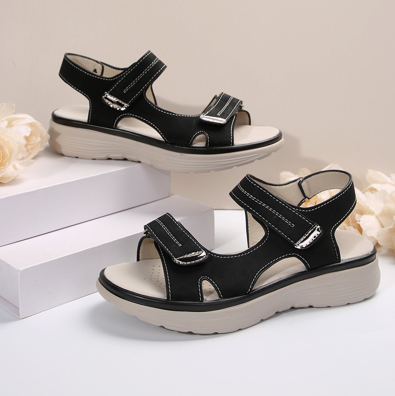 Women’s Cushioned Velcro Platform Sandals | noémi
