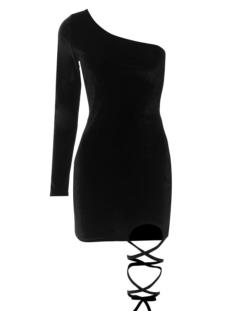 Solid Color Slim Fit Sheath Dress with Shoulder Straps and Streamlined Design | noémi