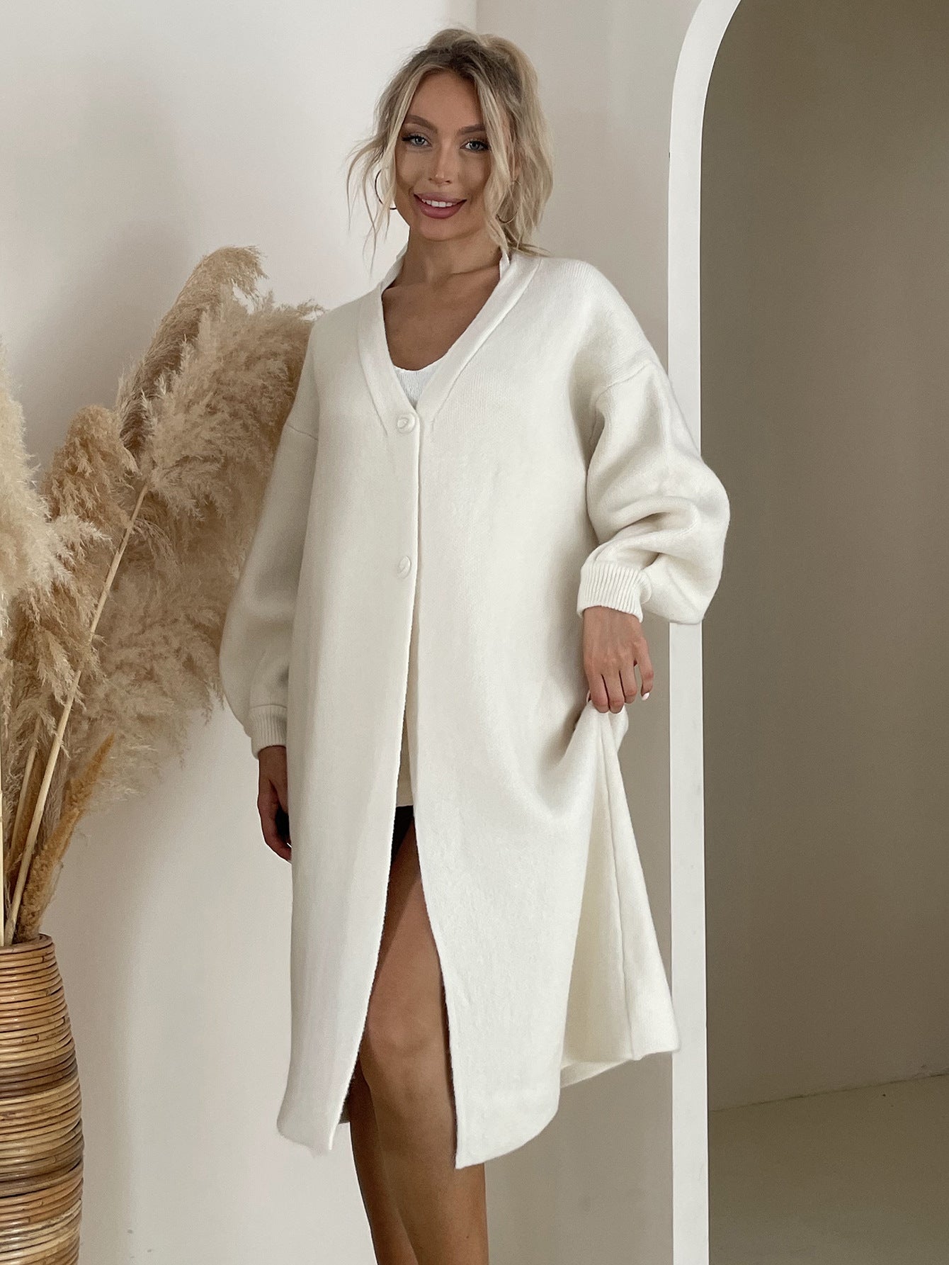 Womens V Neck Buttoned | Long Knit Cardigan | noémi