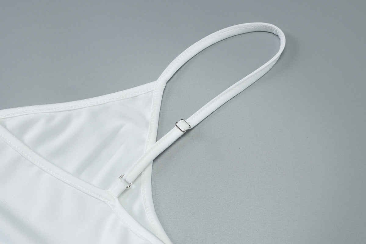 V Neck Mesh Stitch Pleated Dress with Slim Fit and Strap Detail | noémi