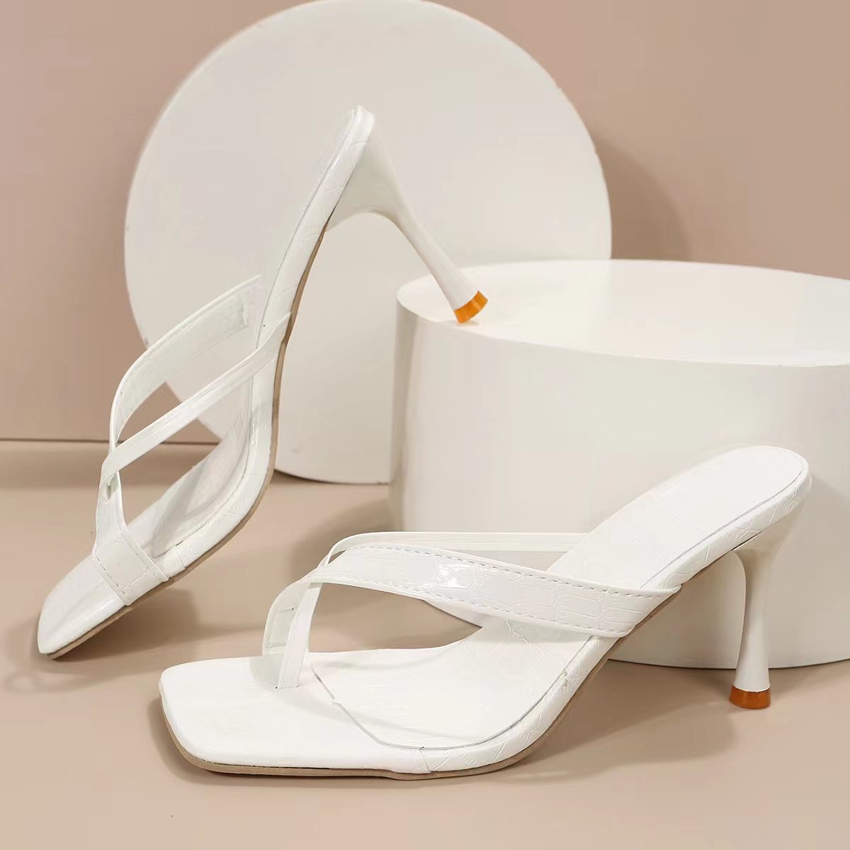 High Heel Flip Flops | Square Toe Stiletto Sandals with Stylish Sub Pattern | noémi