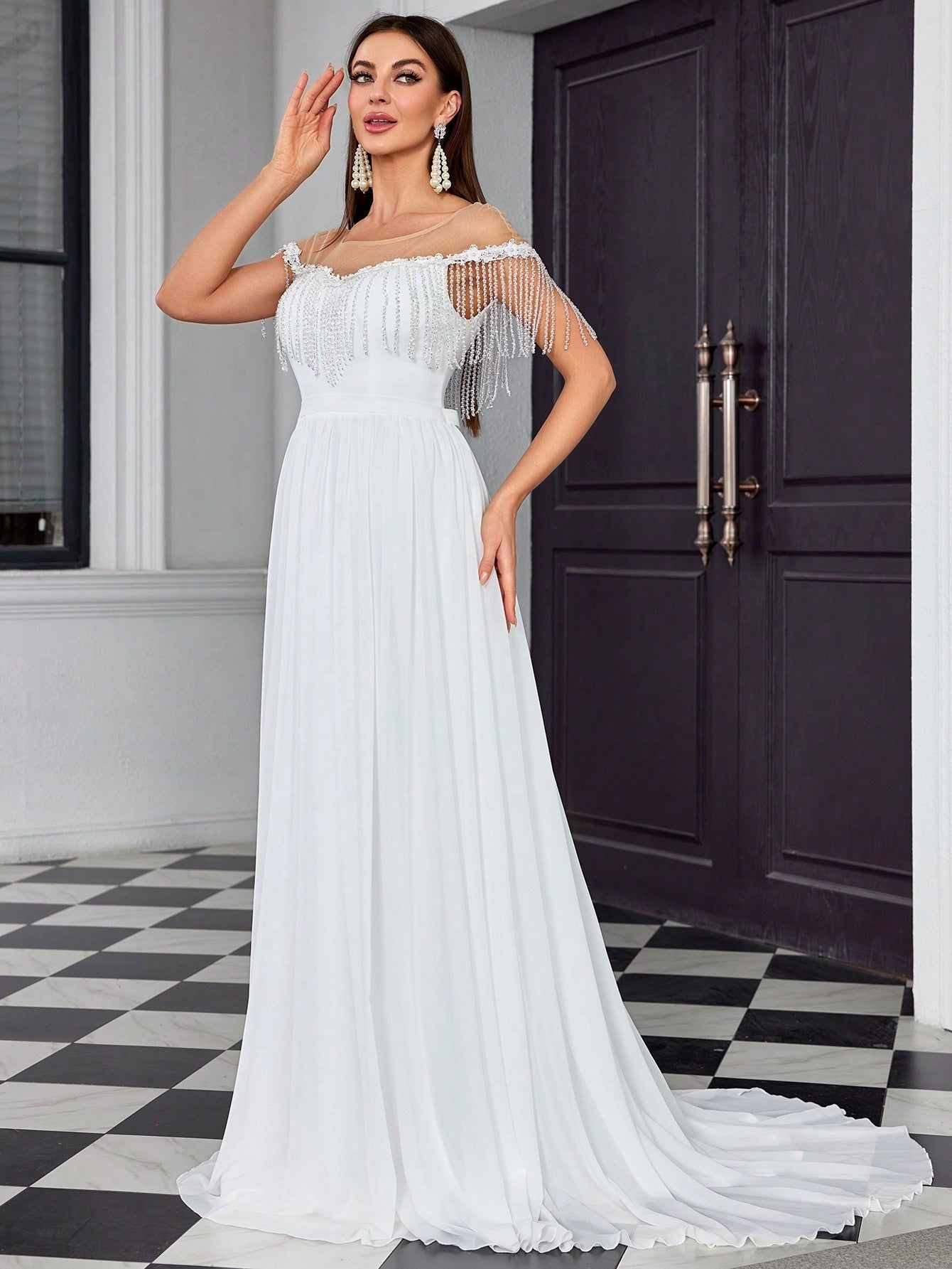 White Dress for Women | Small Train Dress | noémi