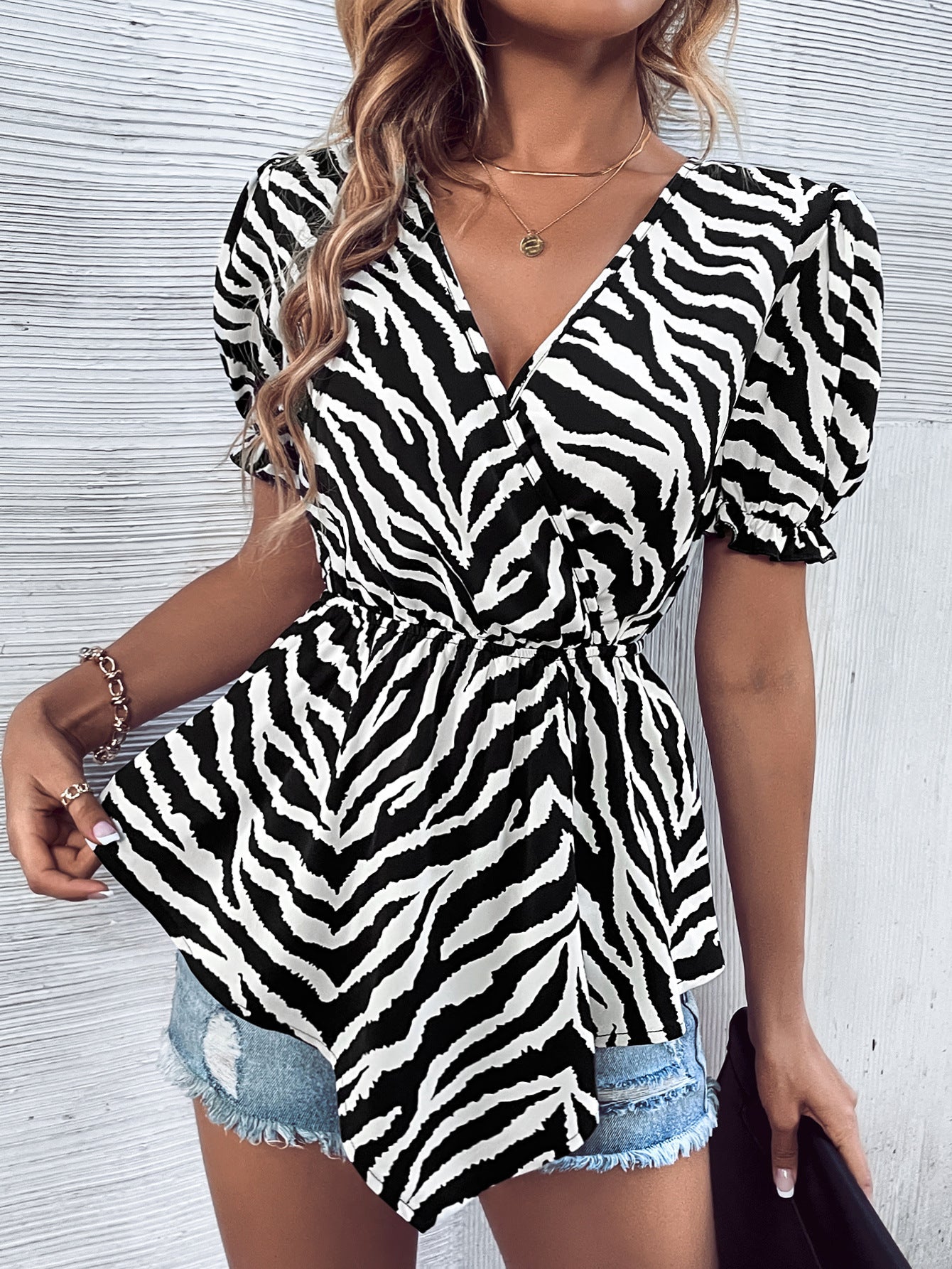 Womens Zebra Print Slimming Skinny Fit Ruffle Sleeve Top | noémi