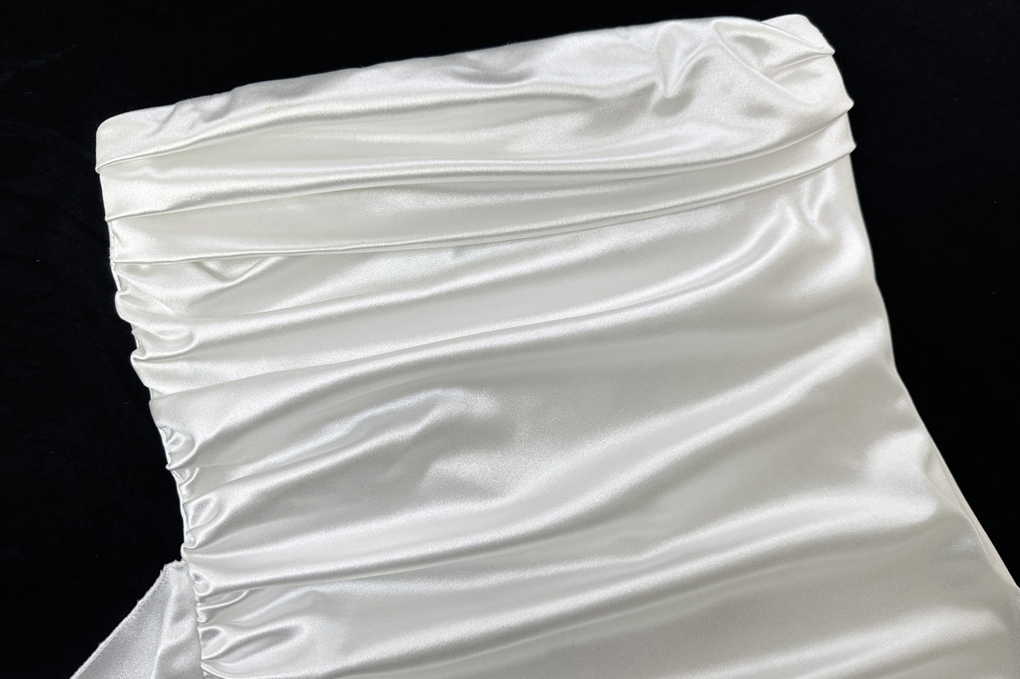 Women’s Satin Strapless Mini Dress | White Ruched Bodycon with Side Bow | noémi