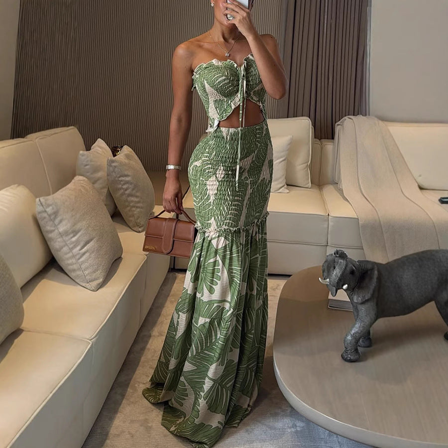 Halterneck Maxi Dress | Floral Print, Pleated Skirt | noémi