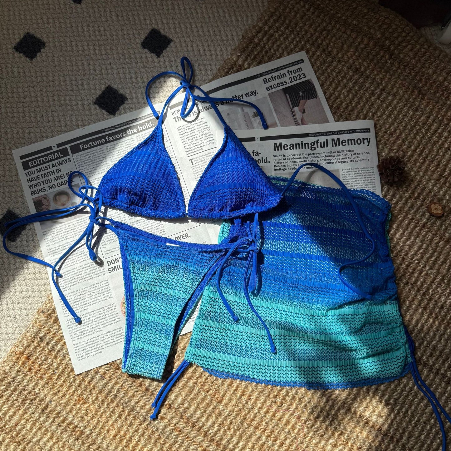 Gradient Mesh Three Piece Set Beach Skirt Bikini | noémi