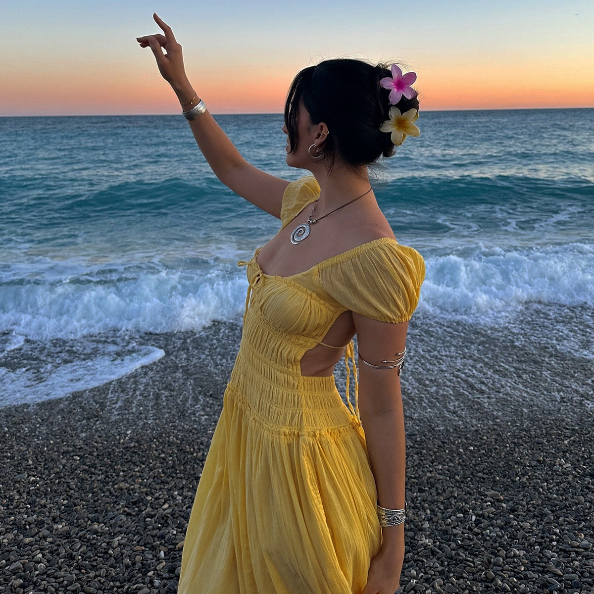 Womens Puff Sleeve Dress | Backless, Square Neck | noémi