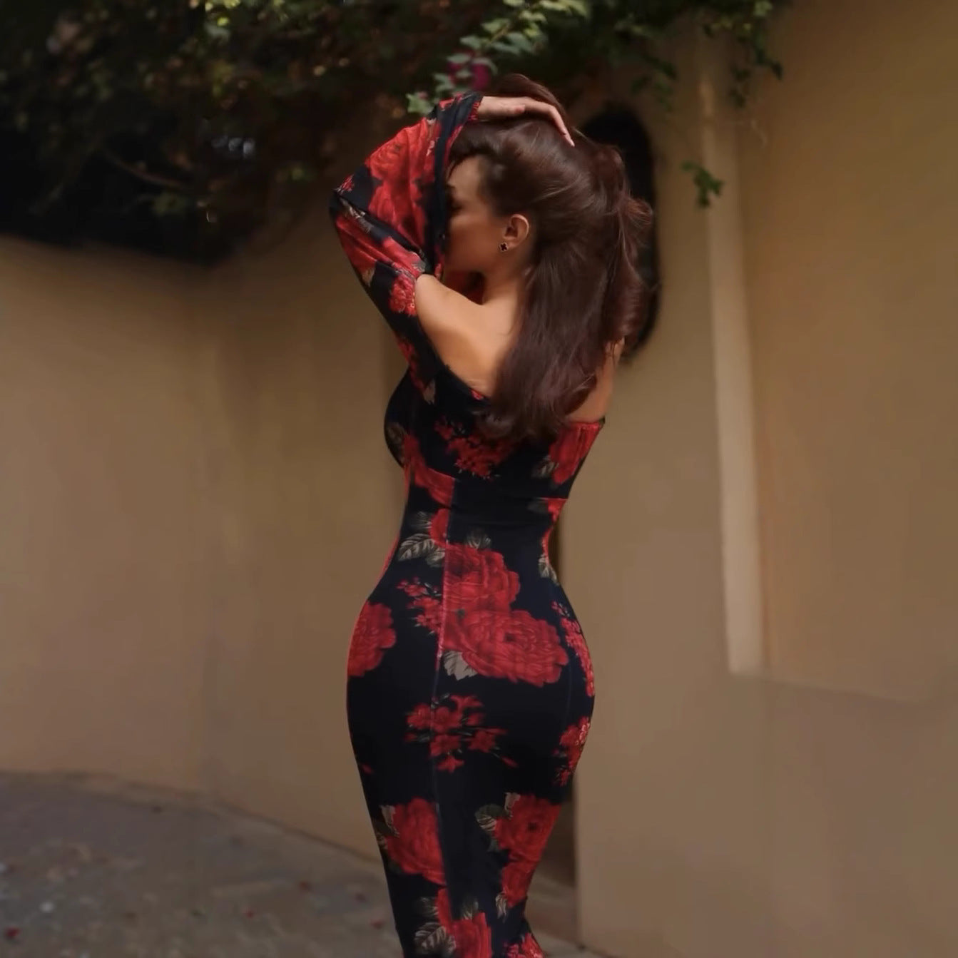 Floral Off Shoulder Slim Fit Dress With Tea Length Hem | noémi