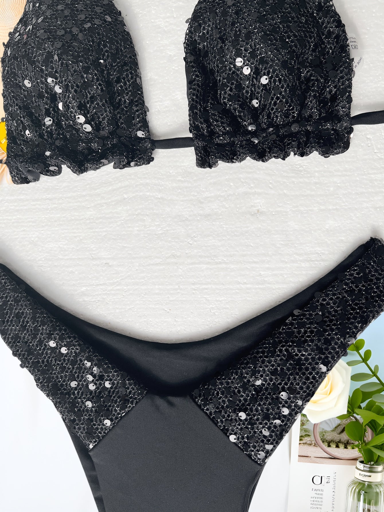 Double Strap Bikini Set with Solid Color and Sequin Detail | noémi