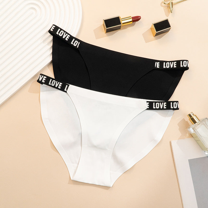 Japanese Style Ice Silk Low Waist Seamless Briefs with Cotton Crotch Breathable Fit | noémi