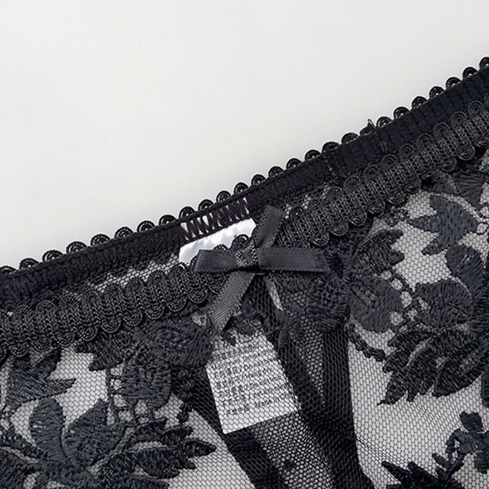 Black Lace Thong with Delicate Fit and Minimal Design | noémi