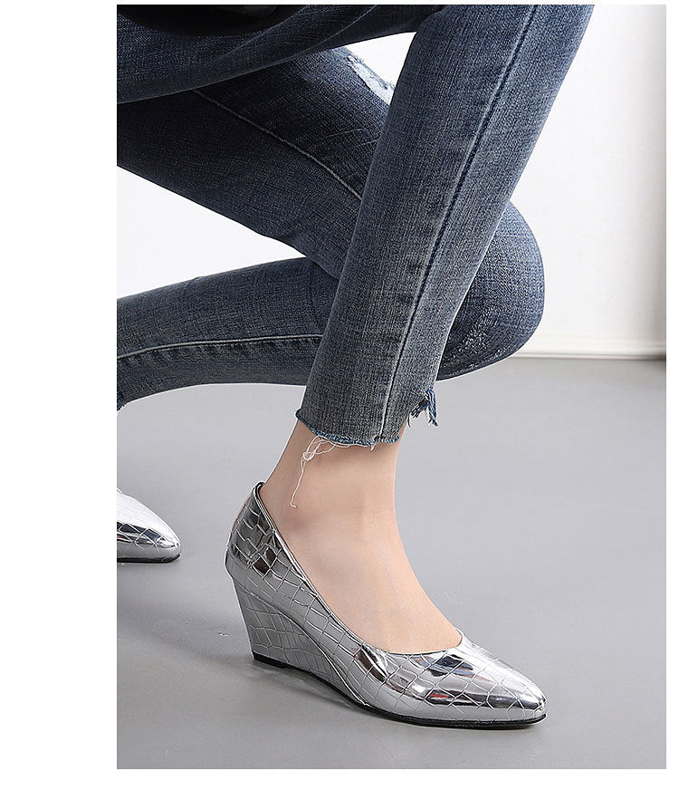 Women's Pointed Toe Wedge Heels | Patent Leather & Mirror Metallic Pumps | noémi