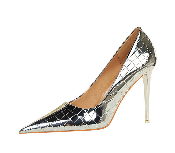 Retro Gold Pointed Toe Stiletto Heels | Shiny Metal Croc Pattern, Super High Heel Pumps | noémi