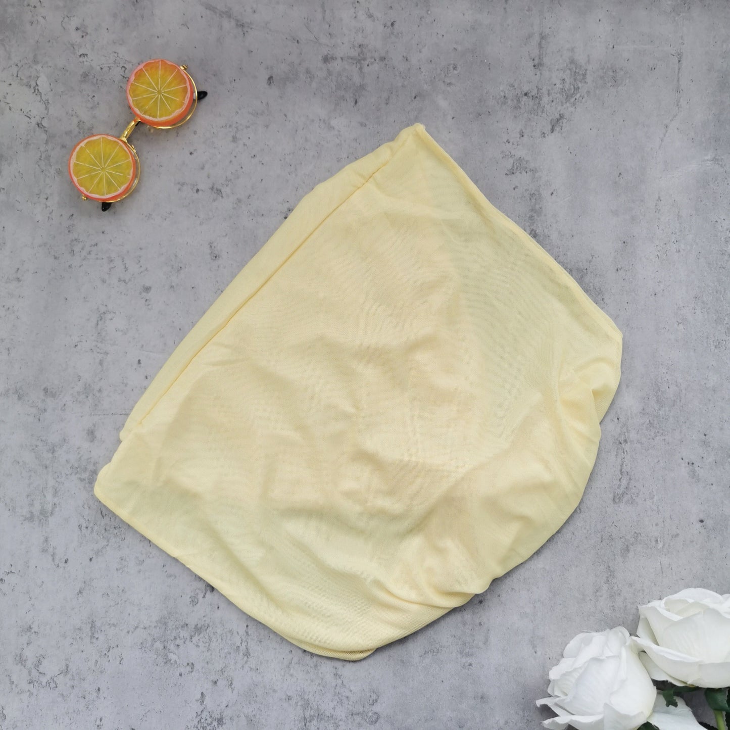 Three Point Low Waist Bikini Set in Solid Color with Back Tie Design for Women | noémi