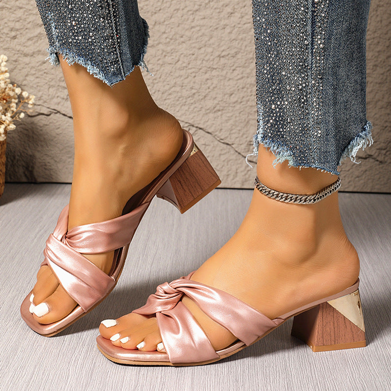 Cross Strap Square Toe Chunky Heel Sandals | Open Toe, Mid Heel | noémi