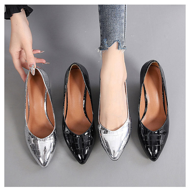 Women's Pointed Toe Wedge Heels | Patent Leather & Mirror Metallic Pumps | noémi