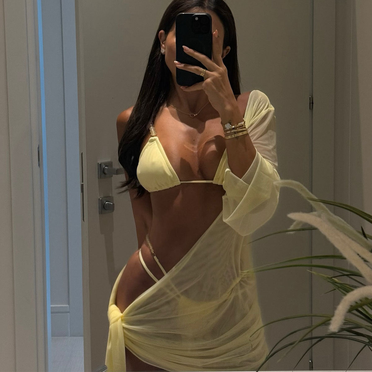 Three Point Low Waist Bikini Set in Solid Color with Back Tie Design for Women | noémi