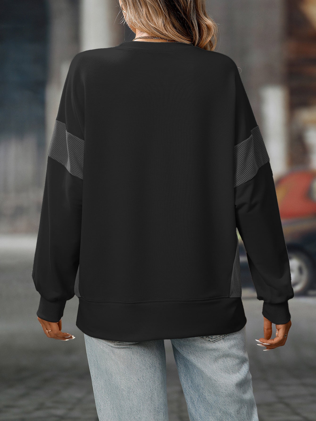 Womens Sweatshirt | Round Neck, Long Sleeve | noémi