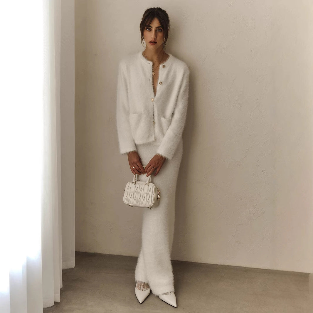 Long Sleeved Skirt | Cozy Button Up Cardigan & Midi Skirt | noémi