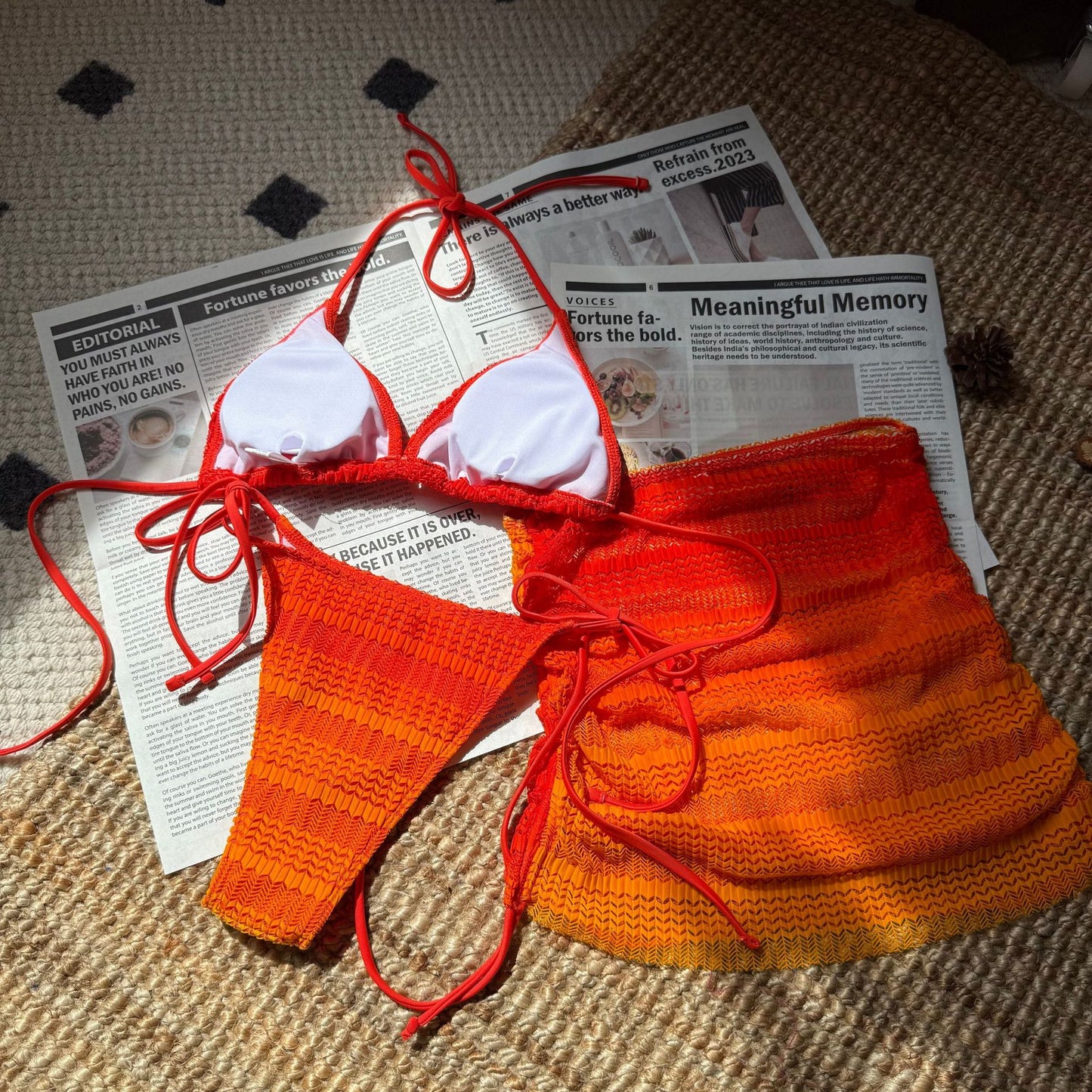 Gradient Mesh Three Piece Set Beach Skirt Bikini | noémi