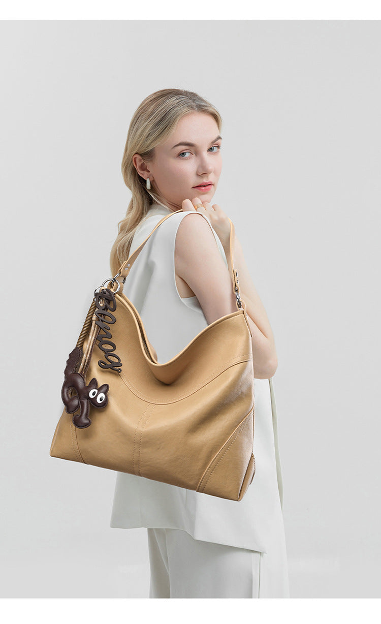 Tote Bag | Aesthetic Shoulder Bag with Big Space for Daily Fits | noémi