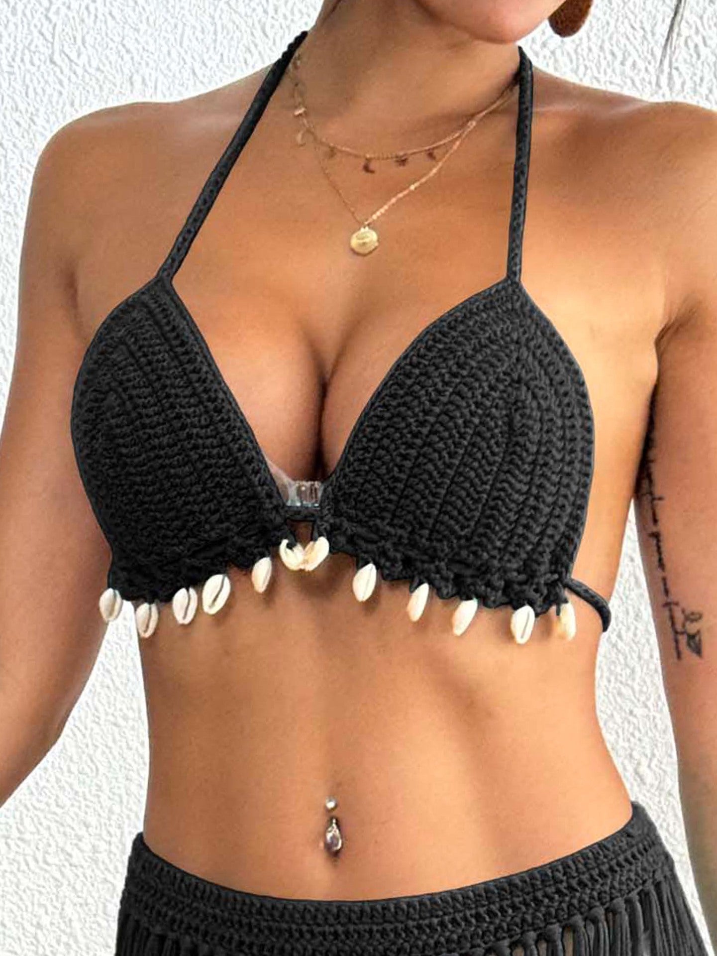 Handmade Shell Stitch Bikini Top with Banded Detail for Women | noémi