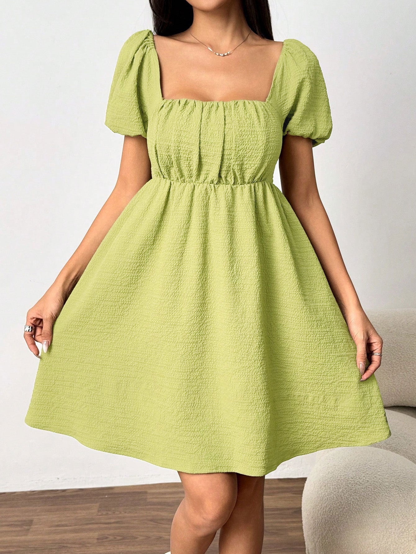 Women Square Neck Puff Sleeve Dress with Waist Shaping and Short Sleeves | noémi