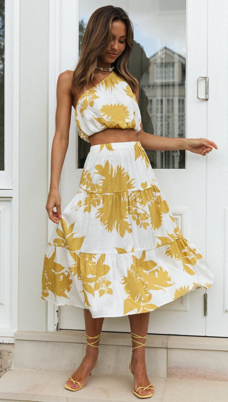 Womens Two Piece Summer Set | Diagonal Collar Crop Top, Large Swing Skirt | noémi
