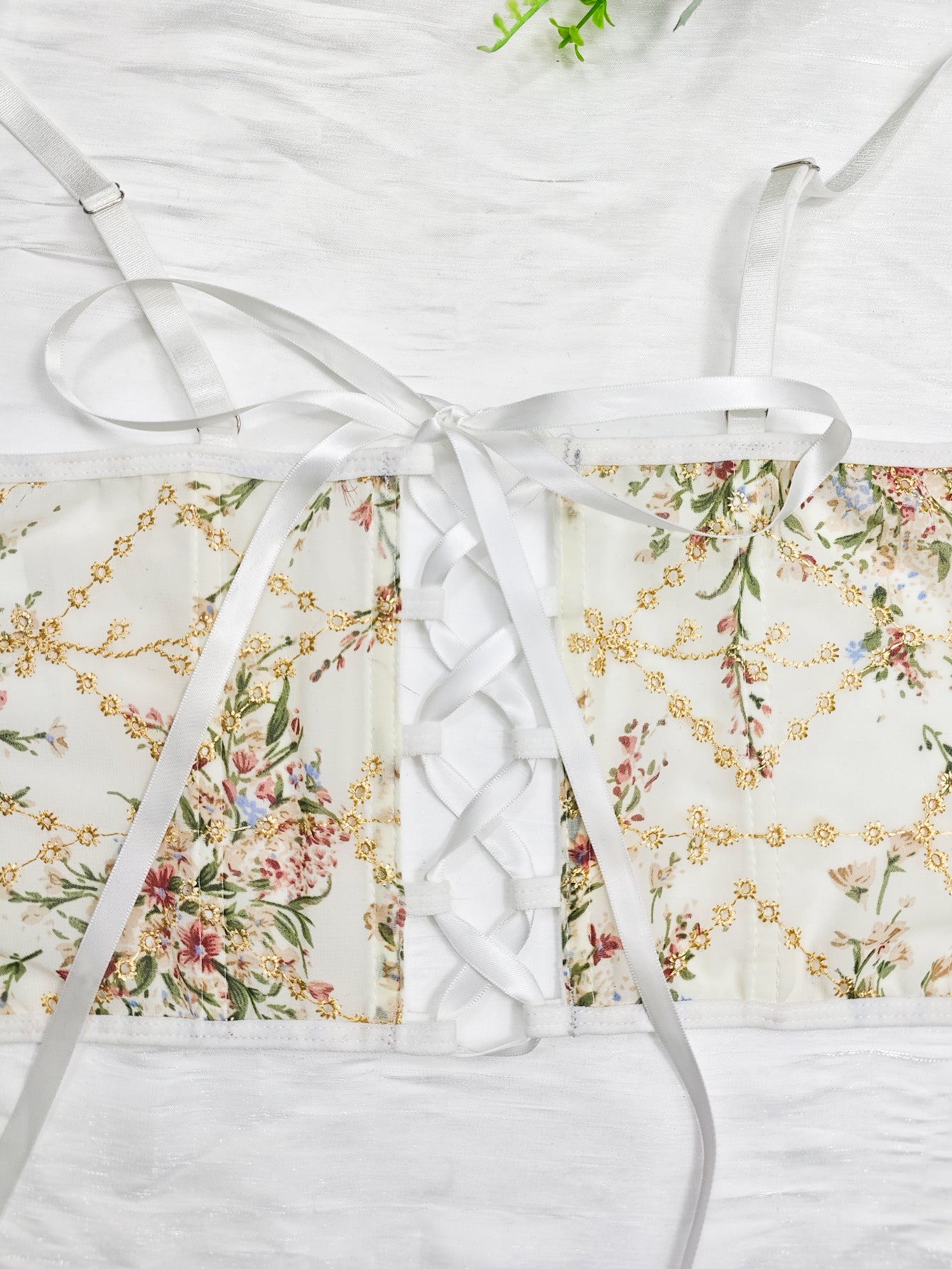 Chiffon Lace Boning Corset Vest with Waist Fit and Spaghetti Straps | noémi