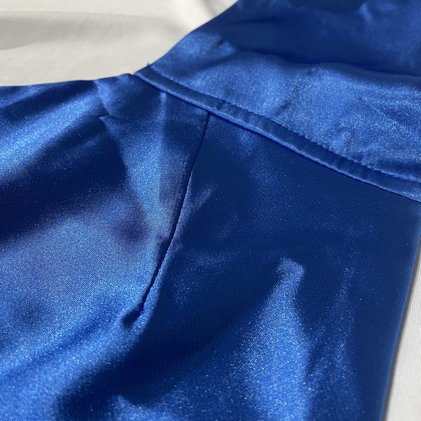 Back Lace Up Satin Crop Top | Triangular Hanky Hem Binder for Women | noémi