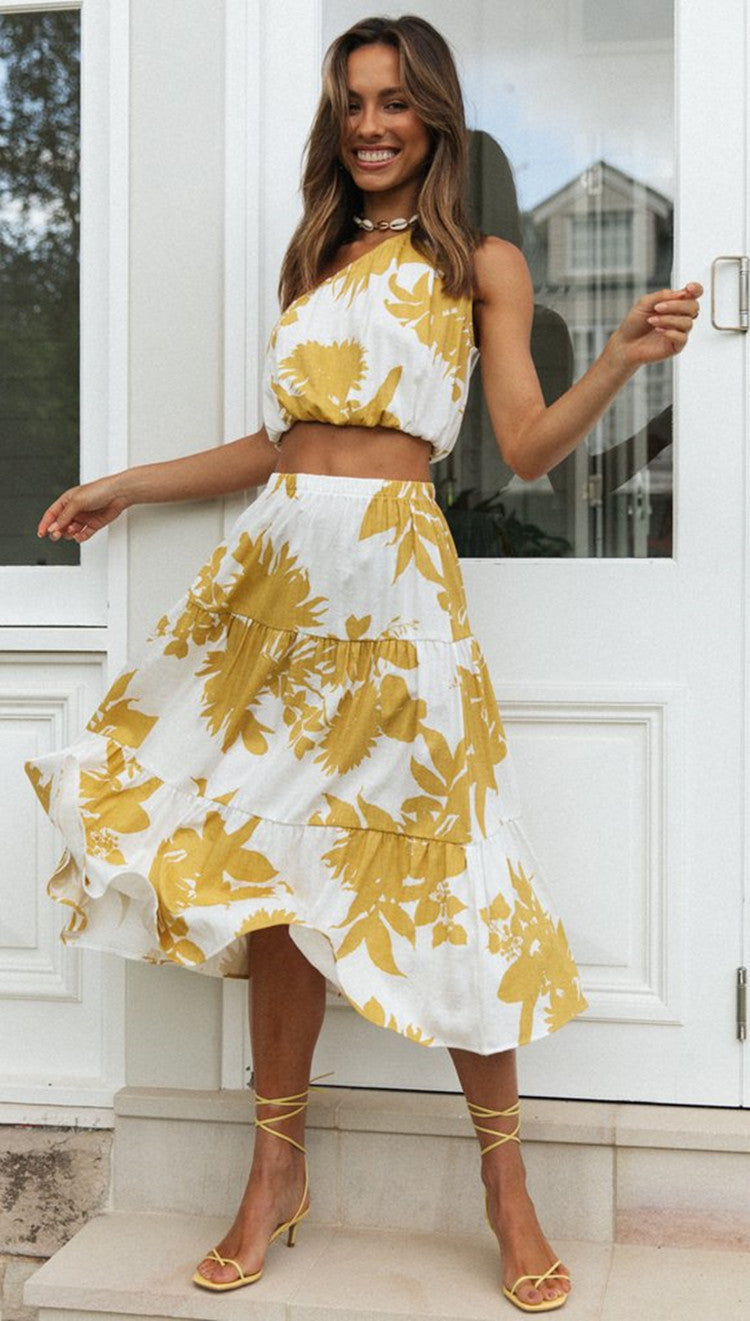 Womens Two Piece Summer Set | Diagonal Collar Crop Top, Large Swing Skirt | noémi
