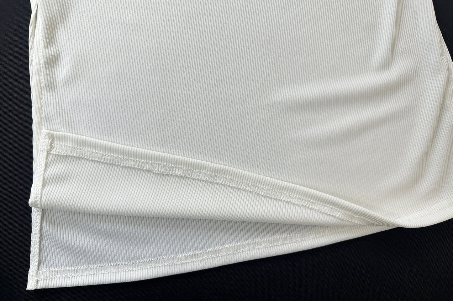 White Strapless Flowy Bandeau Top | Soft Ribbed Tube Top with Flared Hem | noémi