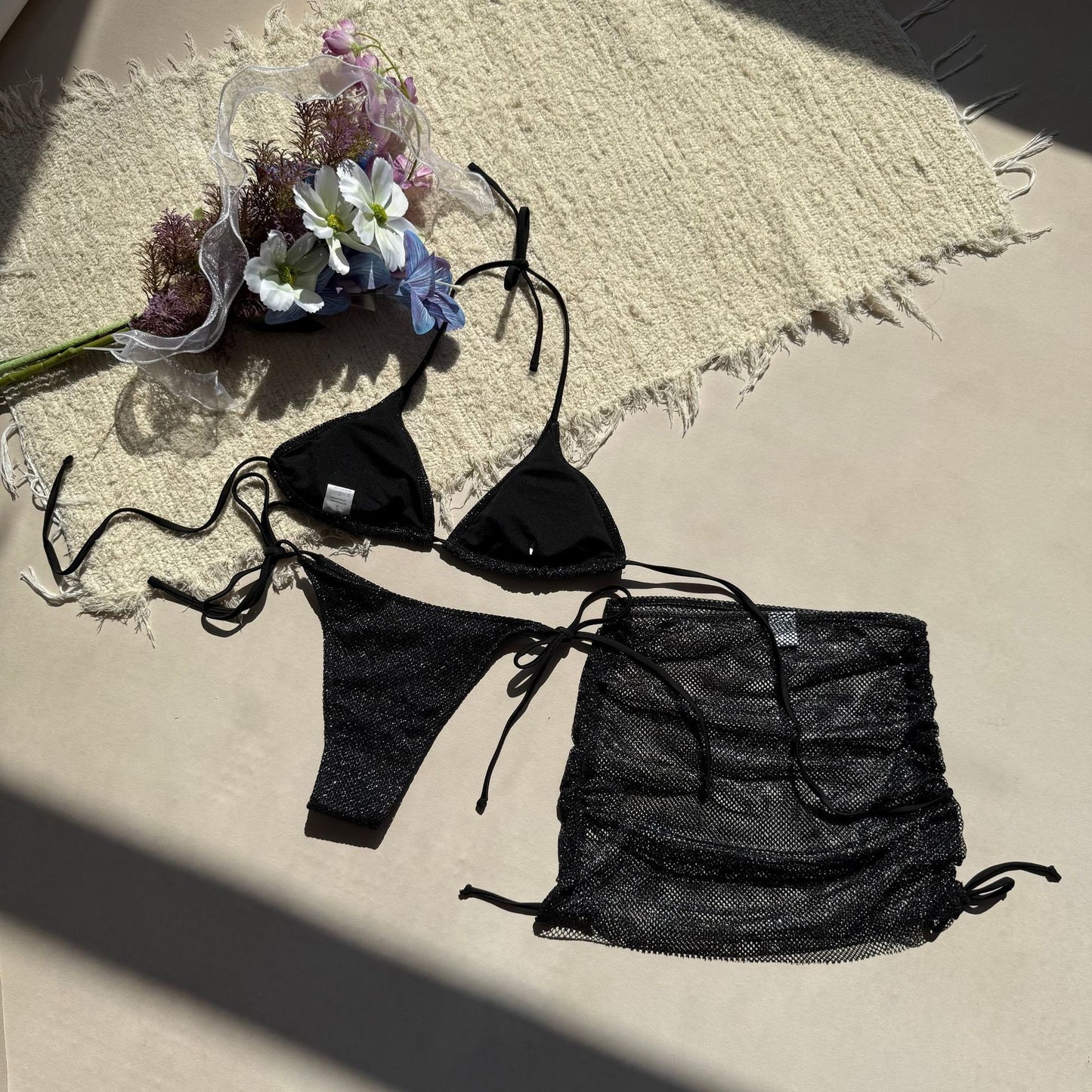 Lace Up Three Piece Split Bikini Swimsuit in Solid Color | noémi