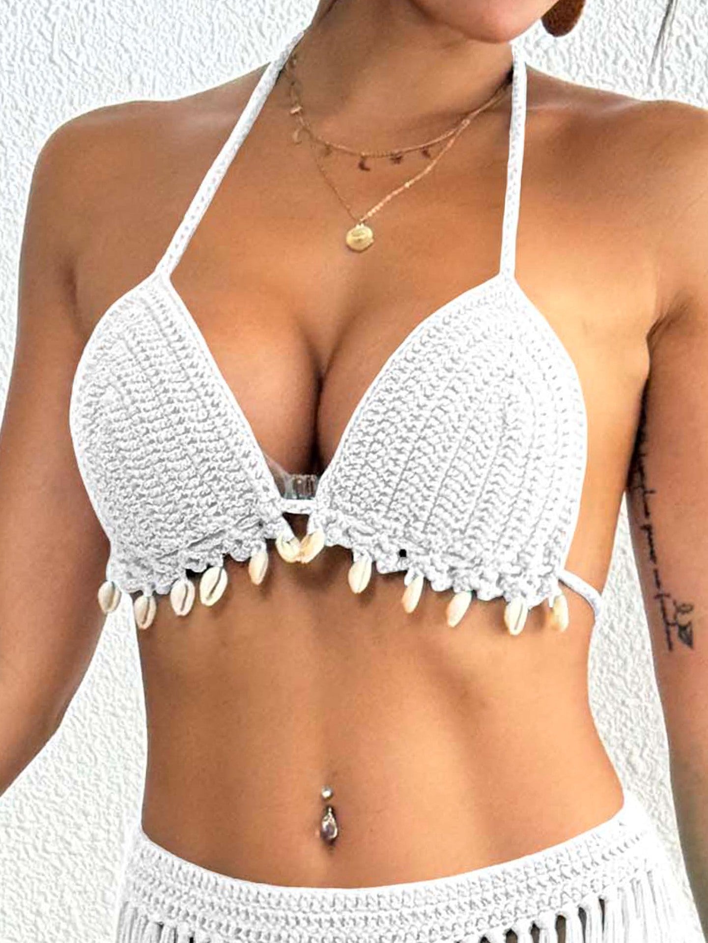 Handmade Shell Stitch Bikini Top with Banded Detail for Women | noémi