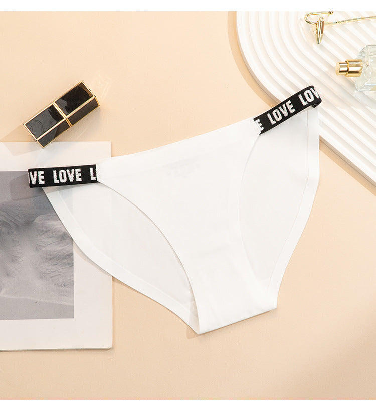 Japanese Style Ice Silk Low Waist Seamless Briefs with Cotton Crotch Breathable Fit | noémi