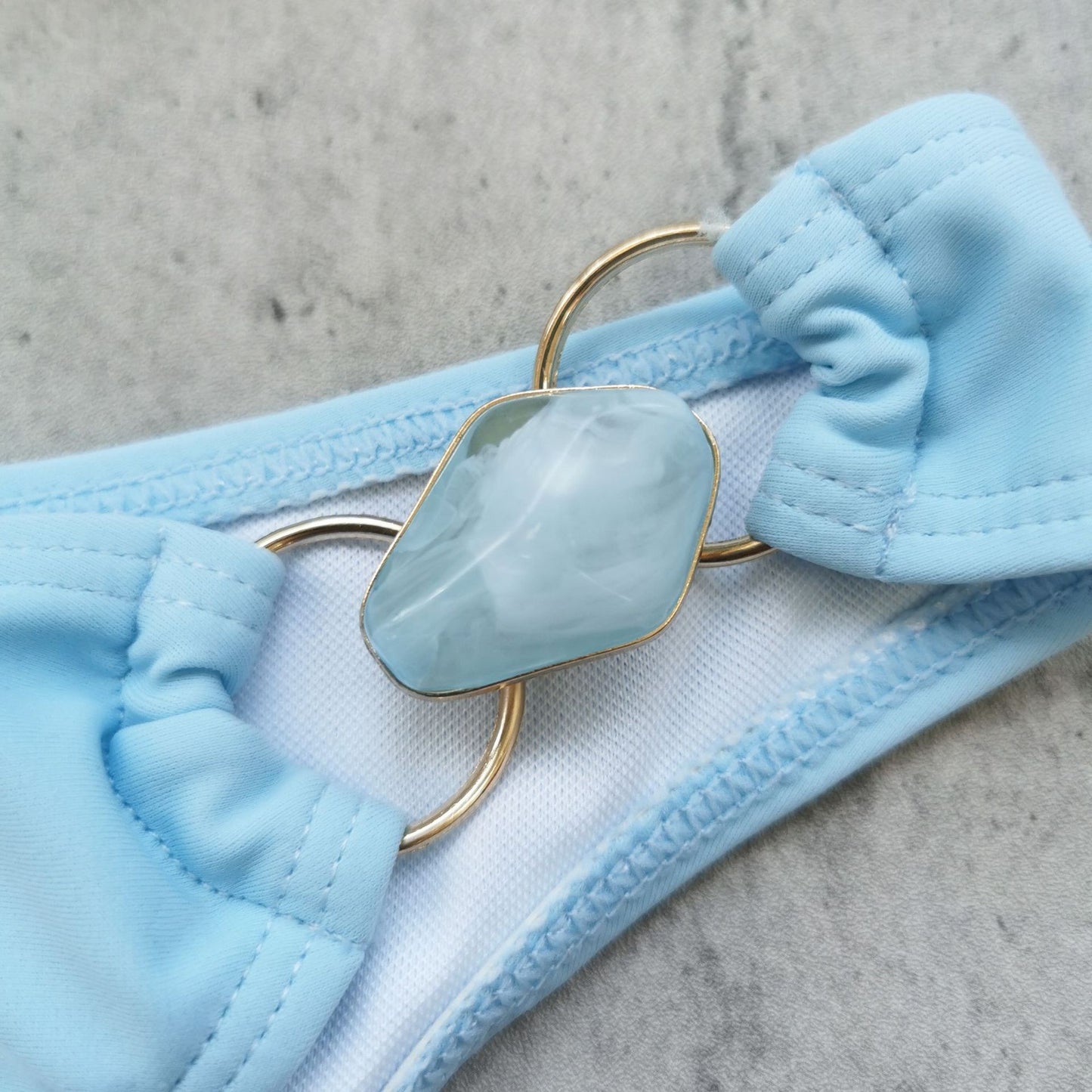 Three Strap Low Waist Backless Split Bikini in Solid Color for Women | noémi