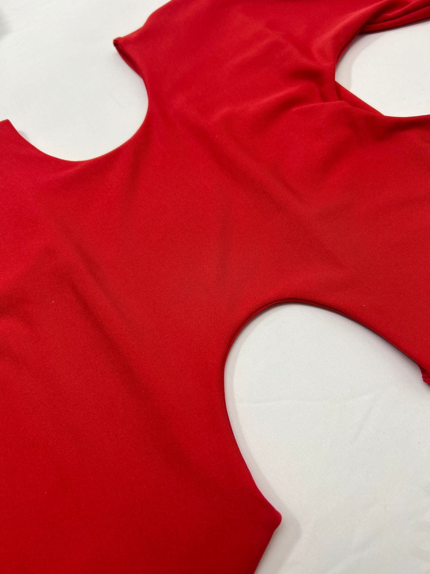 Backless Halter Cut Out Bodycon Midi Dress | noémi