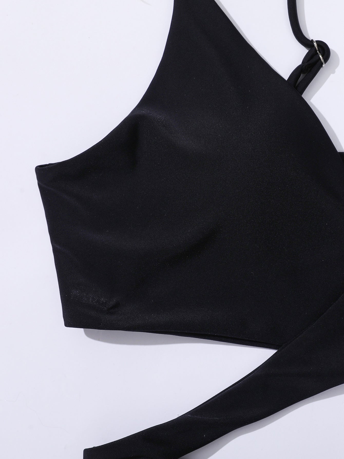 Solid Color Tied Criss Cross Split Bikini Swimsuit | noémi