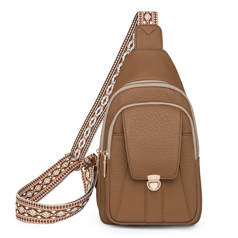 Red Faux-Leather Chest Bag – Soft Retro Crossbody for Women | noémi
