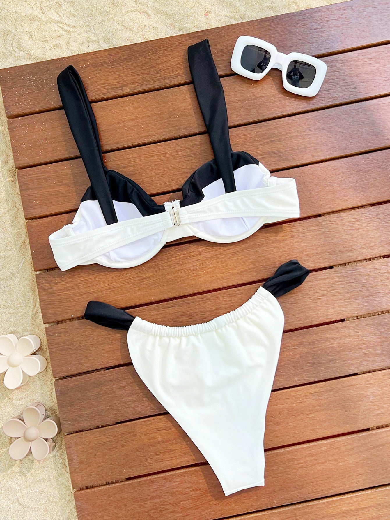 Halter Bikini Set | Black & White Color Block Swimwear for Women | noémi
