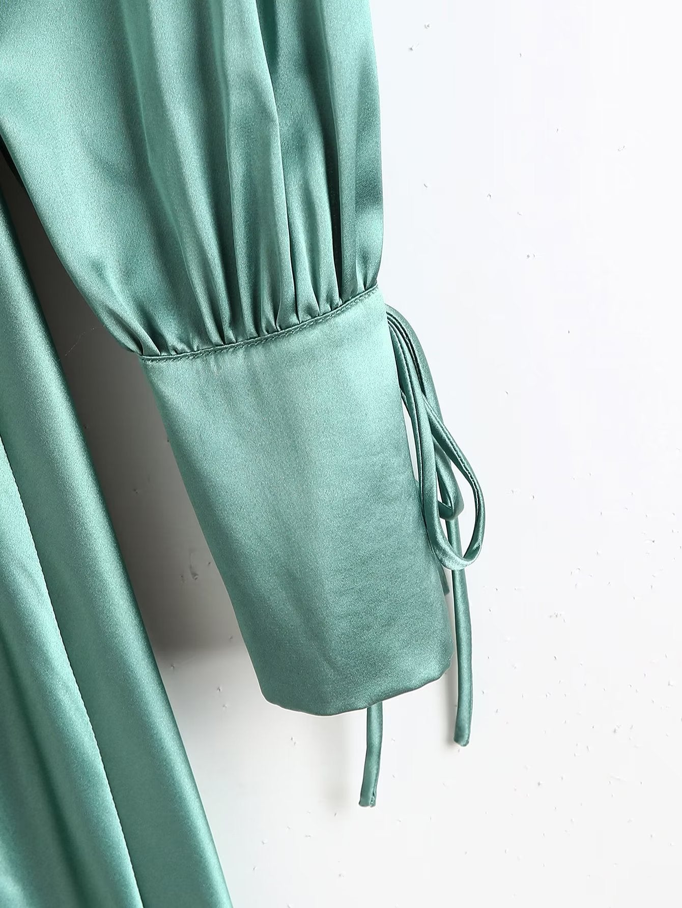 Womens Lace Up Wrap Midi Dress | noémi