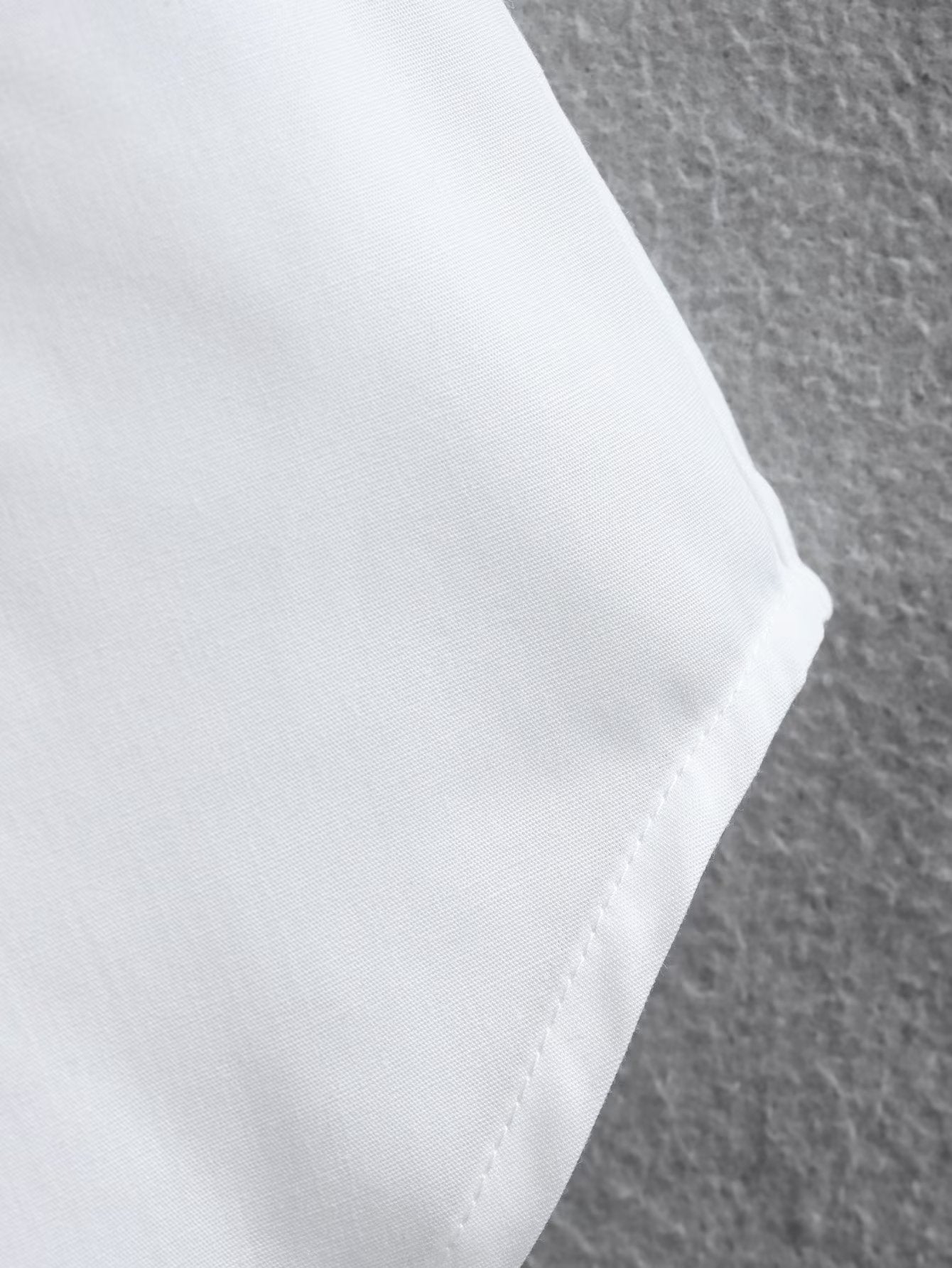 White Polo Collar Shirt | Long Sleeve Single Pocket | noémi