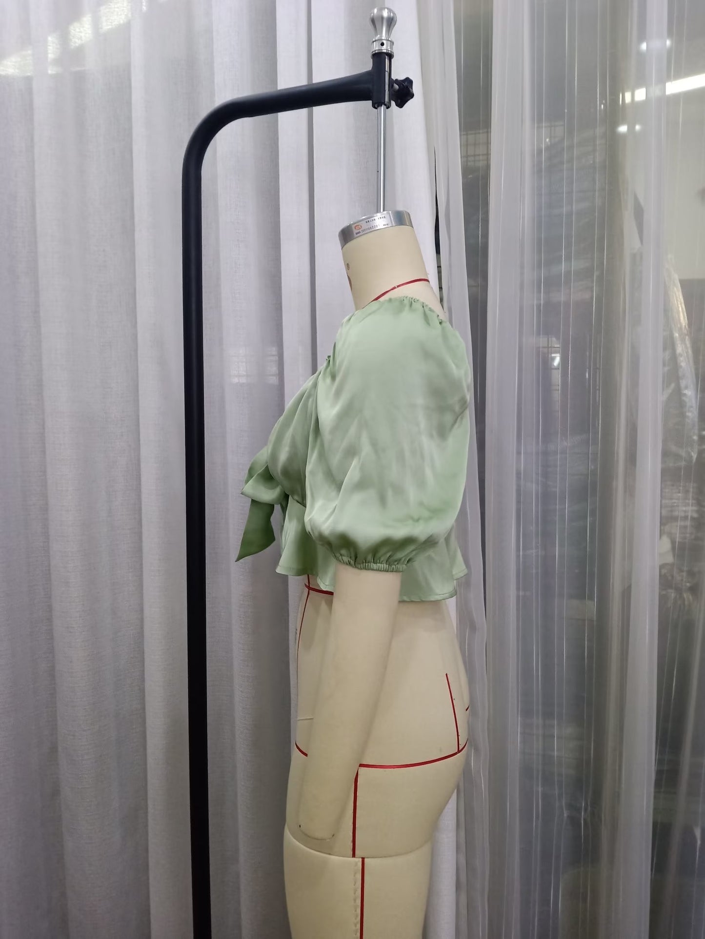 Lace Up Puff Sleeve Crop Top | Slim Fit Blouse for Women | noémi